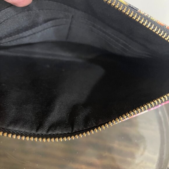 LODIS WRISTLET CLUTCH & COIN PURSE - Picture 6 of 9